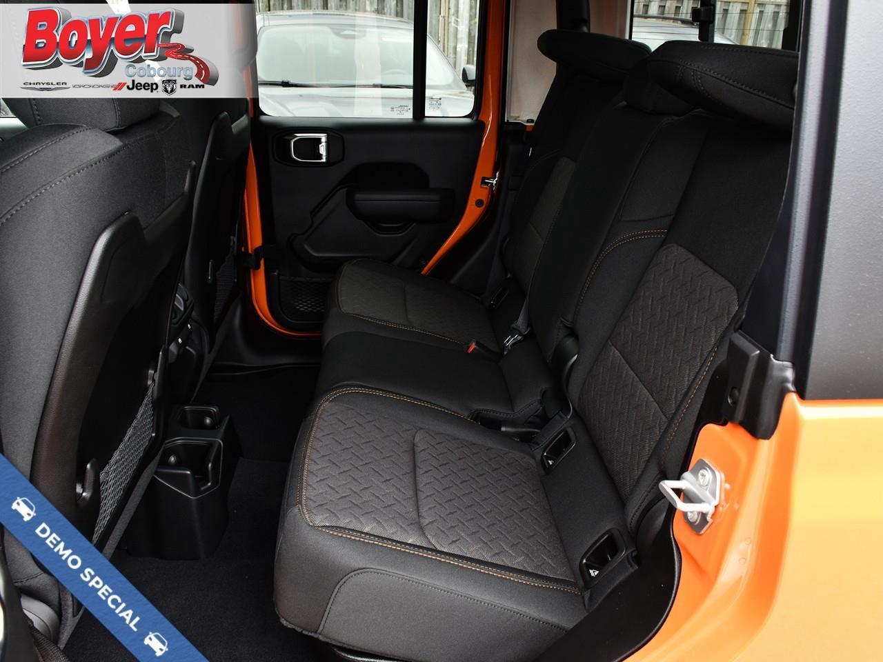 2025 Jeep Gladiator Mojave Photo