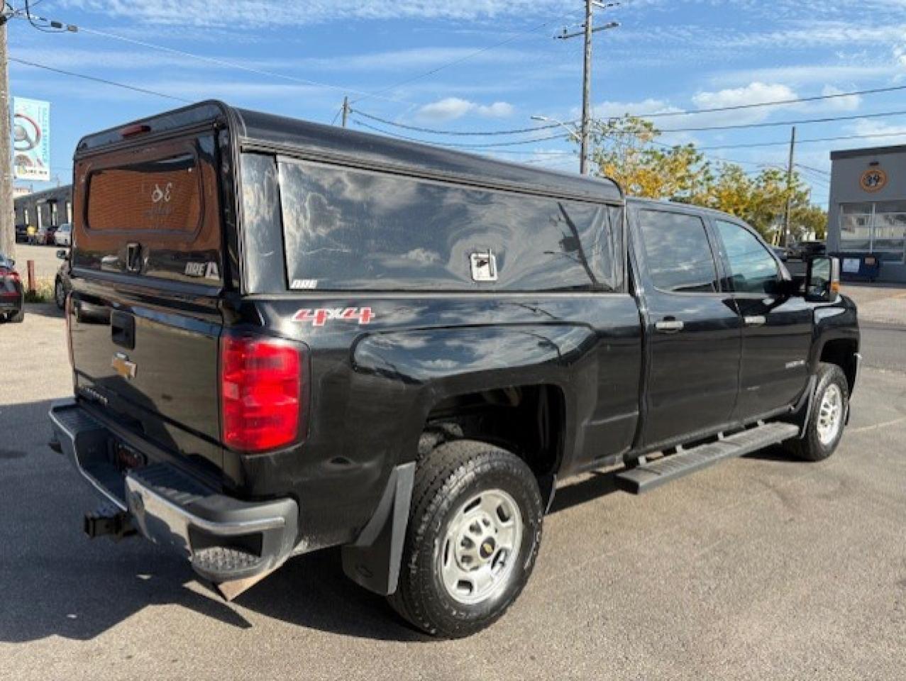 2016 Chevrolet SILVERADO 2500HD 4X4 **CREW CAB-SHORT BOX-1 OWNER-CERTIFIED** Photo