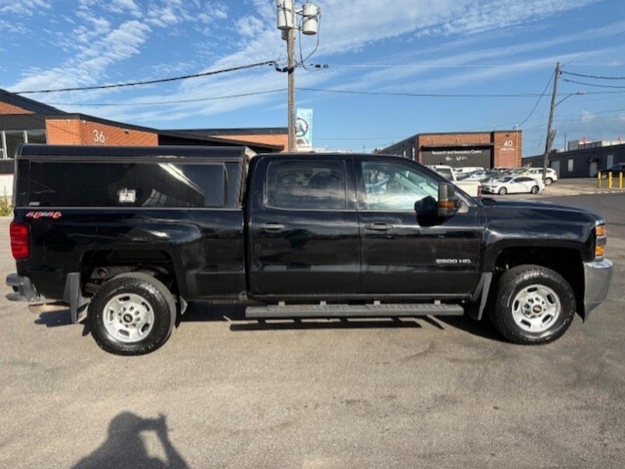 2016 Chevrolet SILVERADO 2500HD 4X4 **CREW CAB-SHORT BOX-1 OWNER-CERTIFIED** Photo
