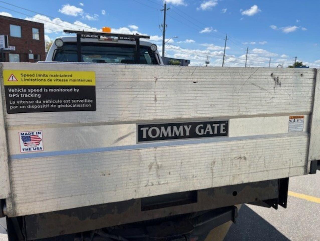 2012 Ford F-350 4WD 6.7L DIESEL-TOMMY LIFT GATE-CREW CAB-LONG BOX Photo