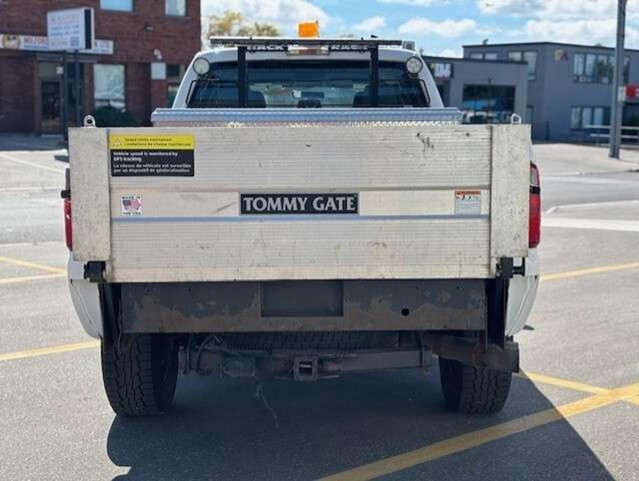 2012 Ford F-350 4WD 6.7L DIESEL-TOMMY LIFT GATE-CREW CAB-LONG BOX Photo
