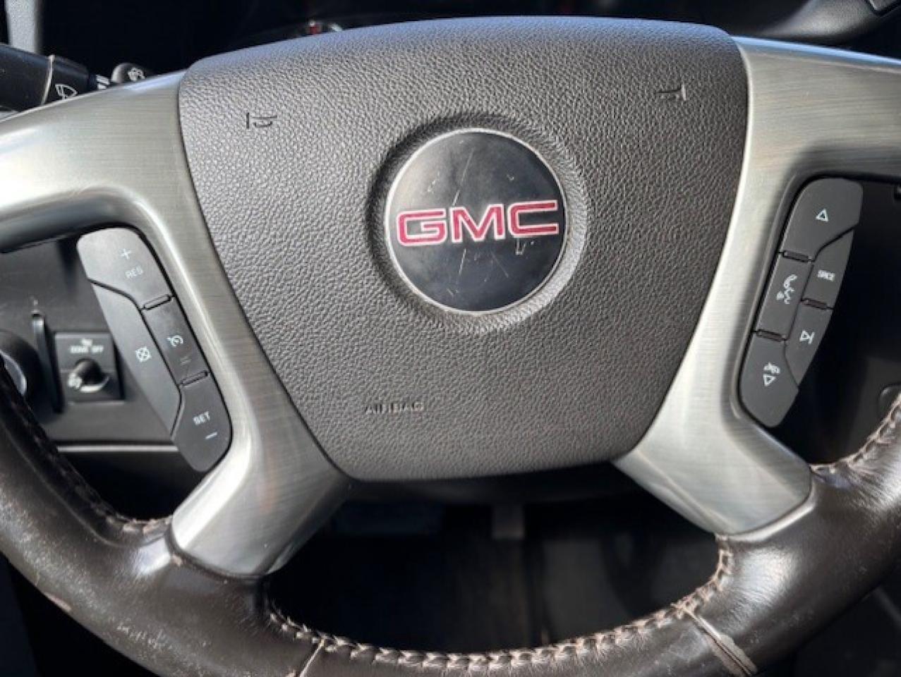 2015 GMC Savana Passenger LT 3500 15 PASSENGER-REMOTE START-CAMERA-NEW BRAKE Photo