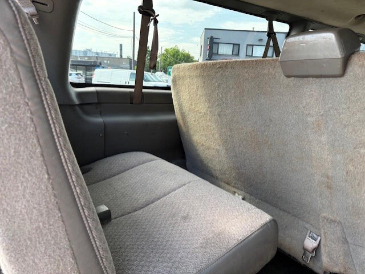 2015 GMC Savana Passenger LT 3500 15 PASSENGER-REMOTE START-CAMERA-NEW BRAKE Photo