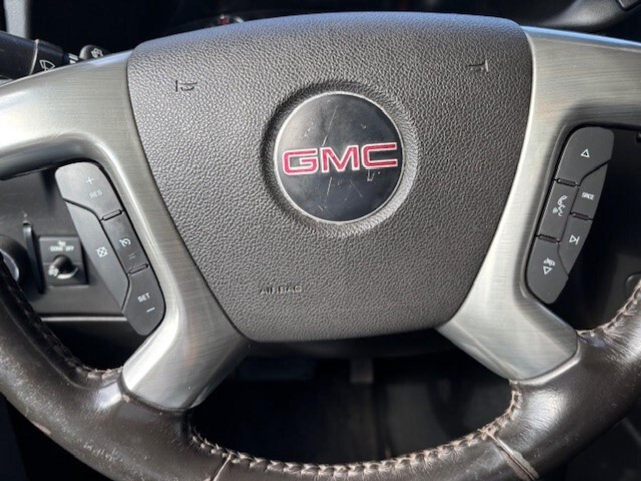 2015 GMC Savana Passenger LT 3500 15 PASSENGER-REMOTE START-CAMERA-NEW BRAKE Photo