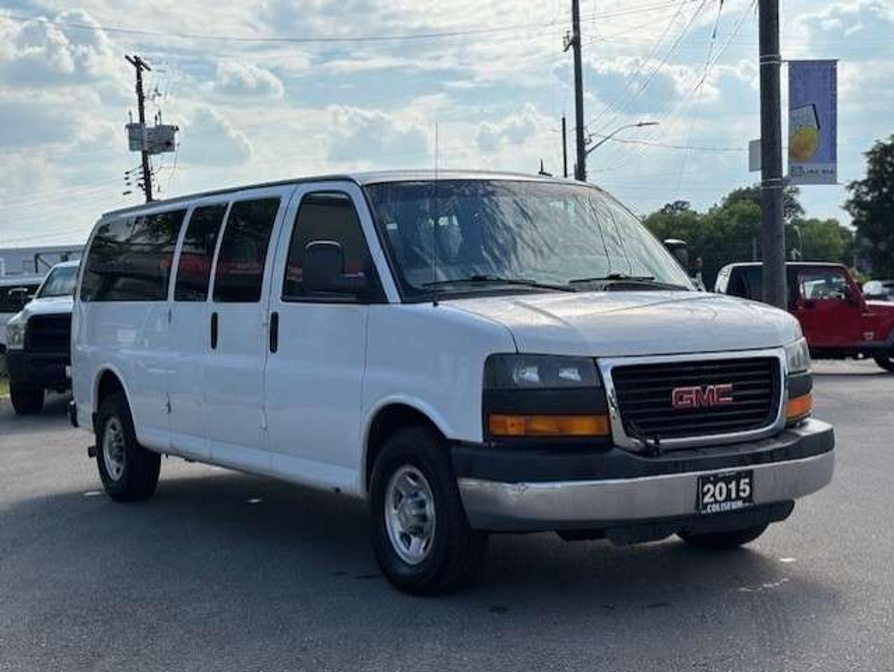 2015 GMC Savana LT 3500 15 PASSENGER-REMOTE START-CAMERA-NEW BRAKE Photo