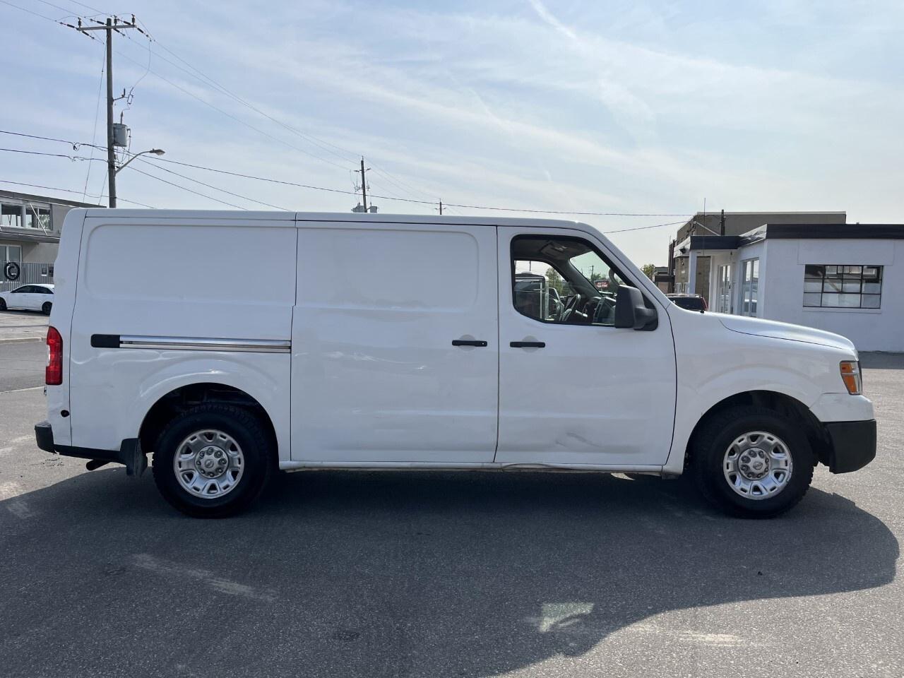 2012 Nissan NV 2500 V6 S **CERTIFIED-NEW BRAKES** Photo