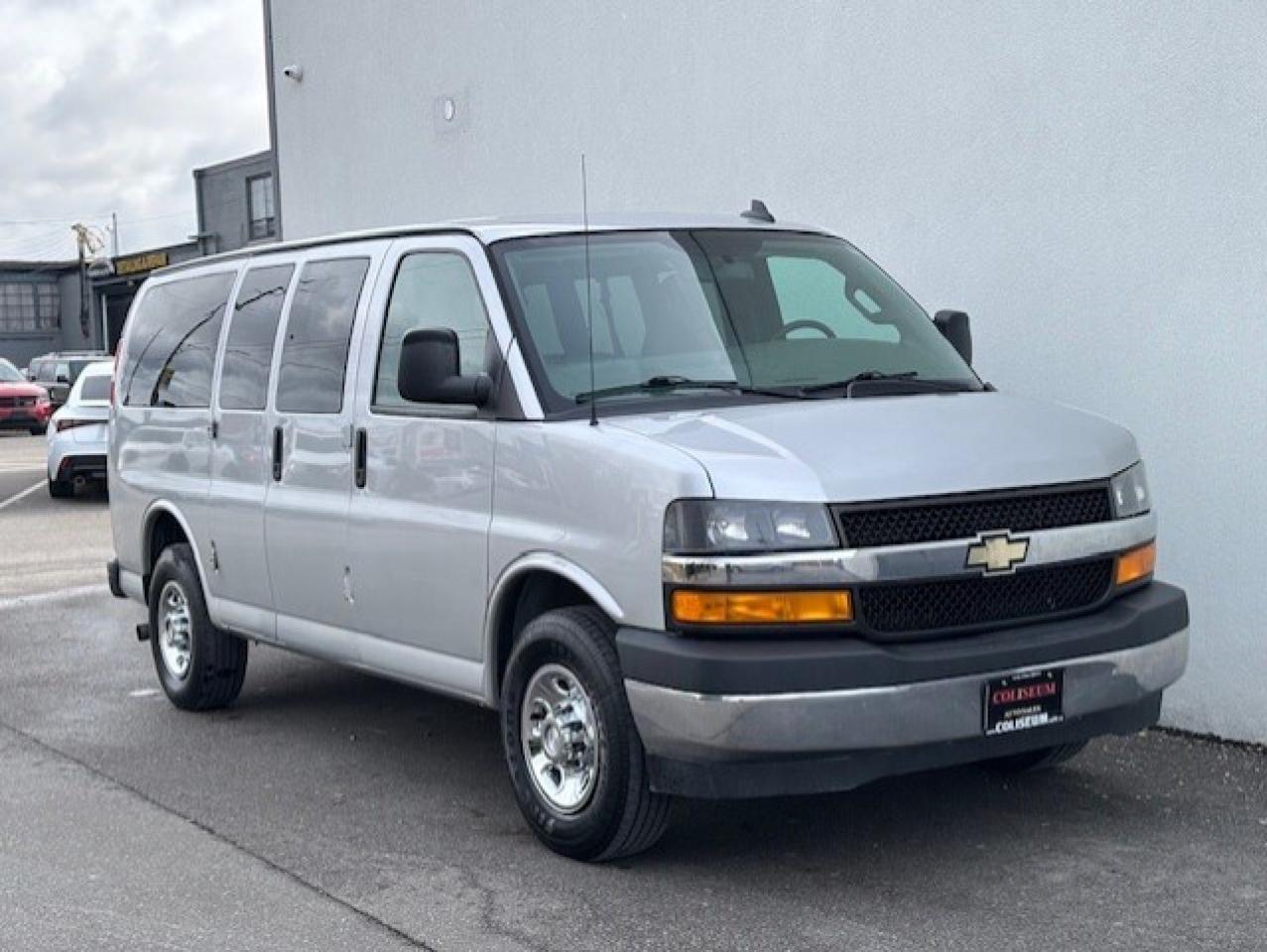 2018 Chevrolet Express Passenger LT 2500 **12 PASSENGER-CAMERA-TOW PKG-CERTIFIED** Photo