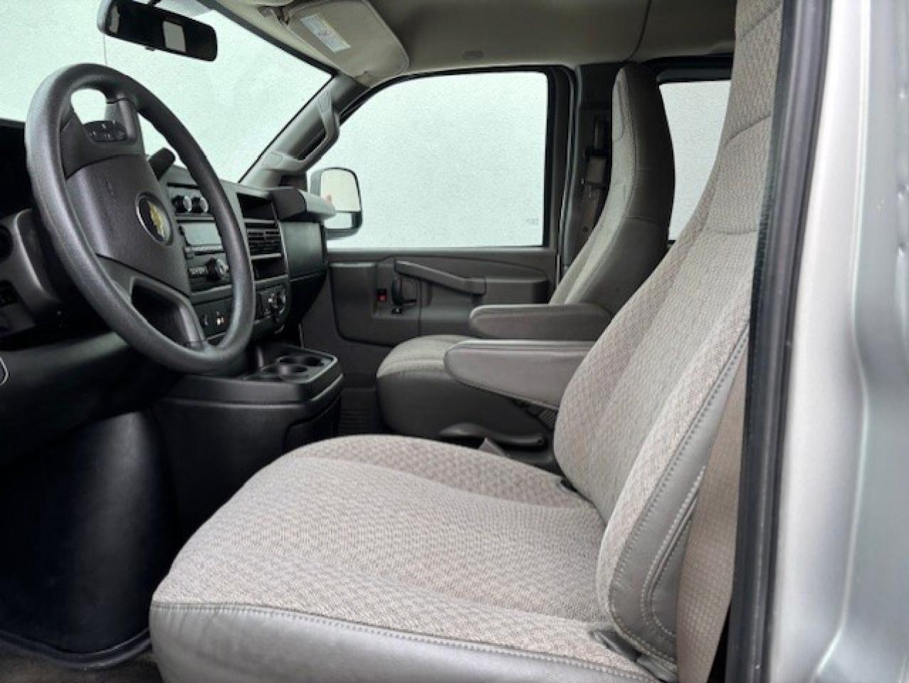 2018 Chevrolet Express Passenger LT 2500 **12 PASSENGER-CAMERA-TOW PKG-CERTIFIED** Photo