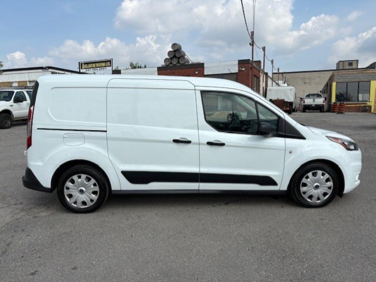 2021 Ford Transit Connect XLT **BACK UP CAMERA-SHELVES-DIVIDER-NO WINDOWS** Photo