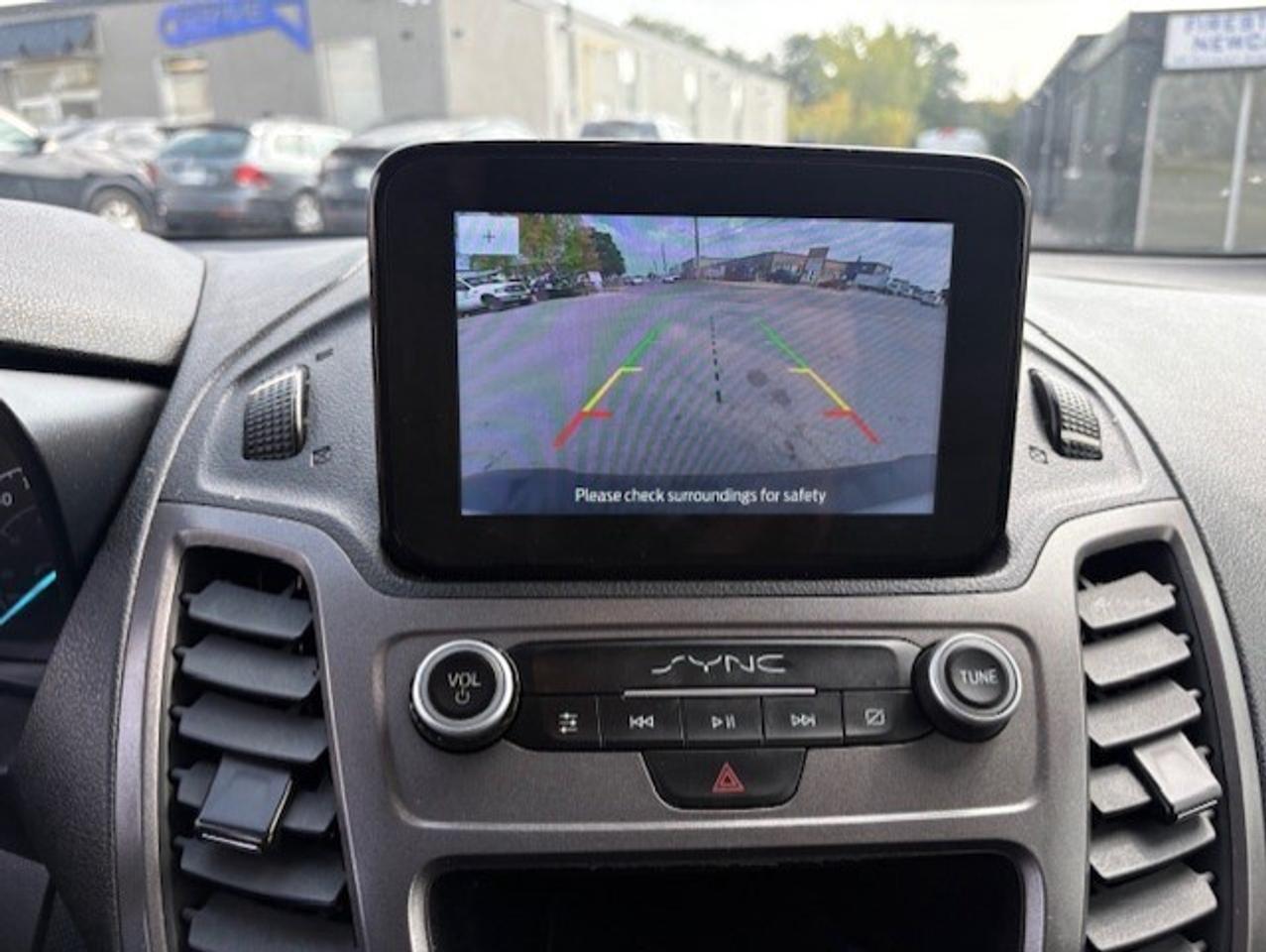 2021 Ford Transit Connect XLT **BACK UP CAMERA-SHELVES-DIVIDER-NO WINDOWS** Photo