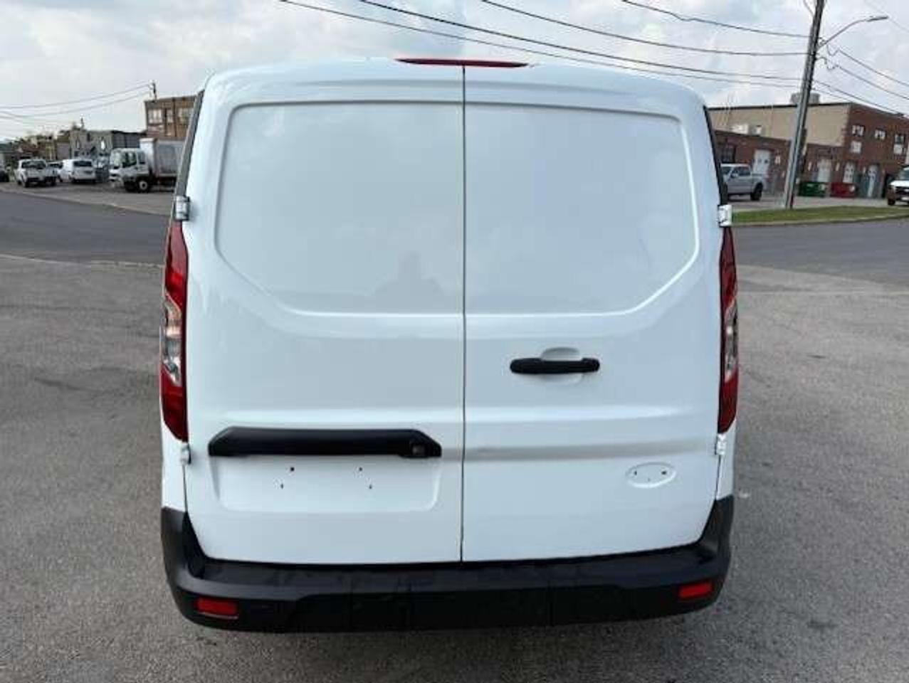 2021 Ford Transit Connect XLT **BACK UP CAMERA-SHELVES-DIVIDER-NO WINDOWS** Photo3