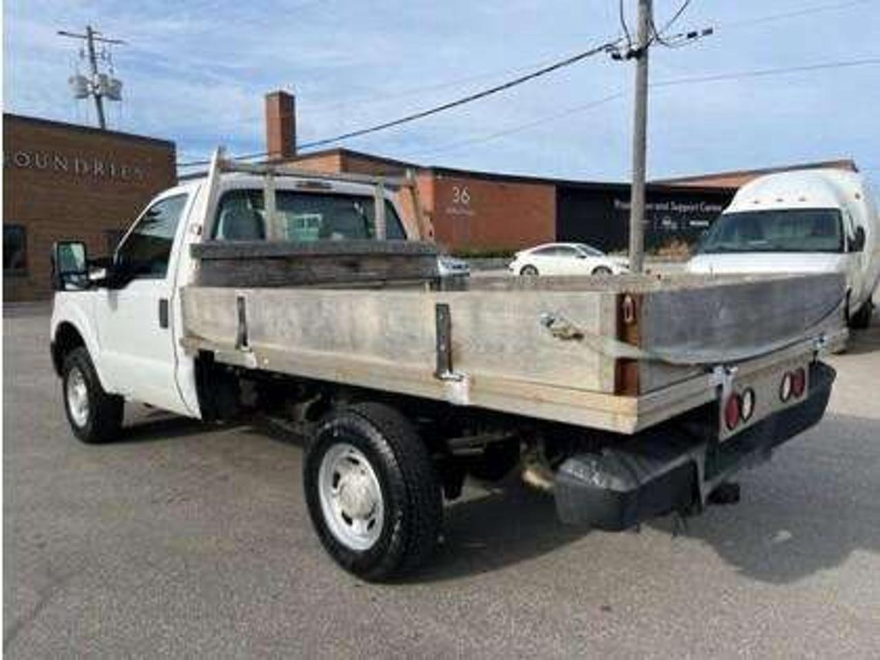 2013 Ford F-250 4WD REGULAR CAB-FLAT DECK BOX-CERTIFIED! Photo2