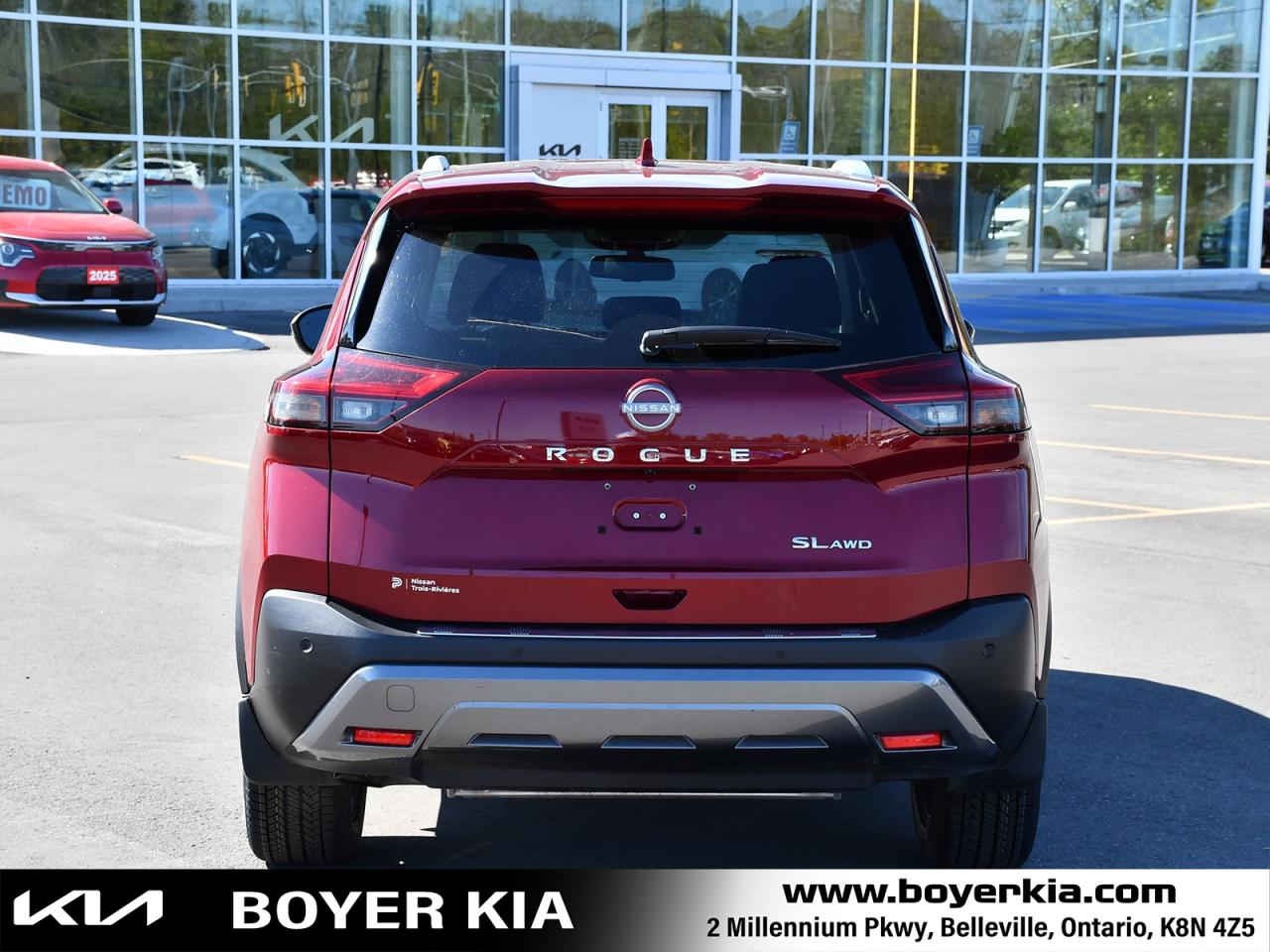 2023 Nissan Rogue SL NAVIGATION / LEATHER / SUNROOF Photo