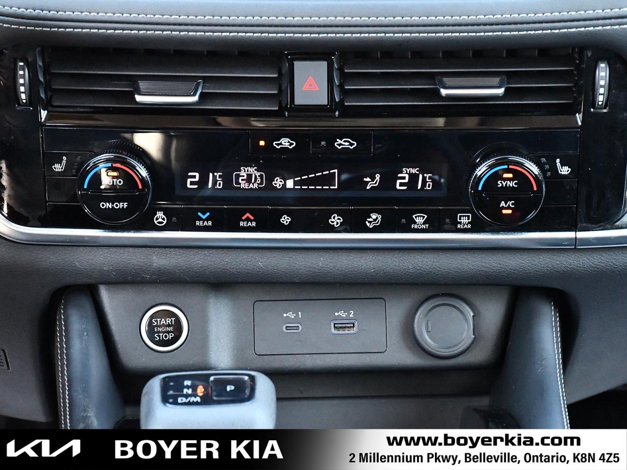 2023 Nissan Rogue SL NAVIGATION / LEATHER / SUNROOF Photo