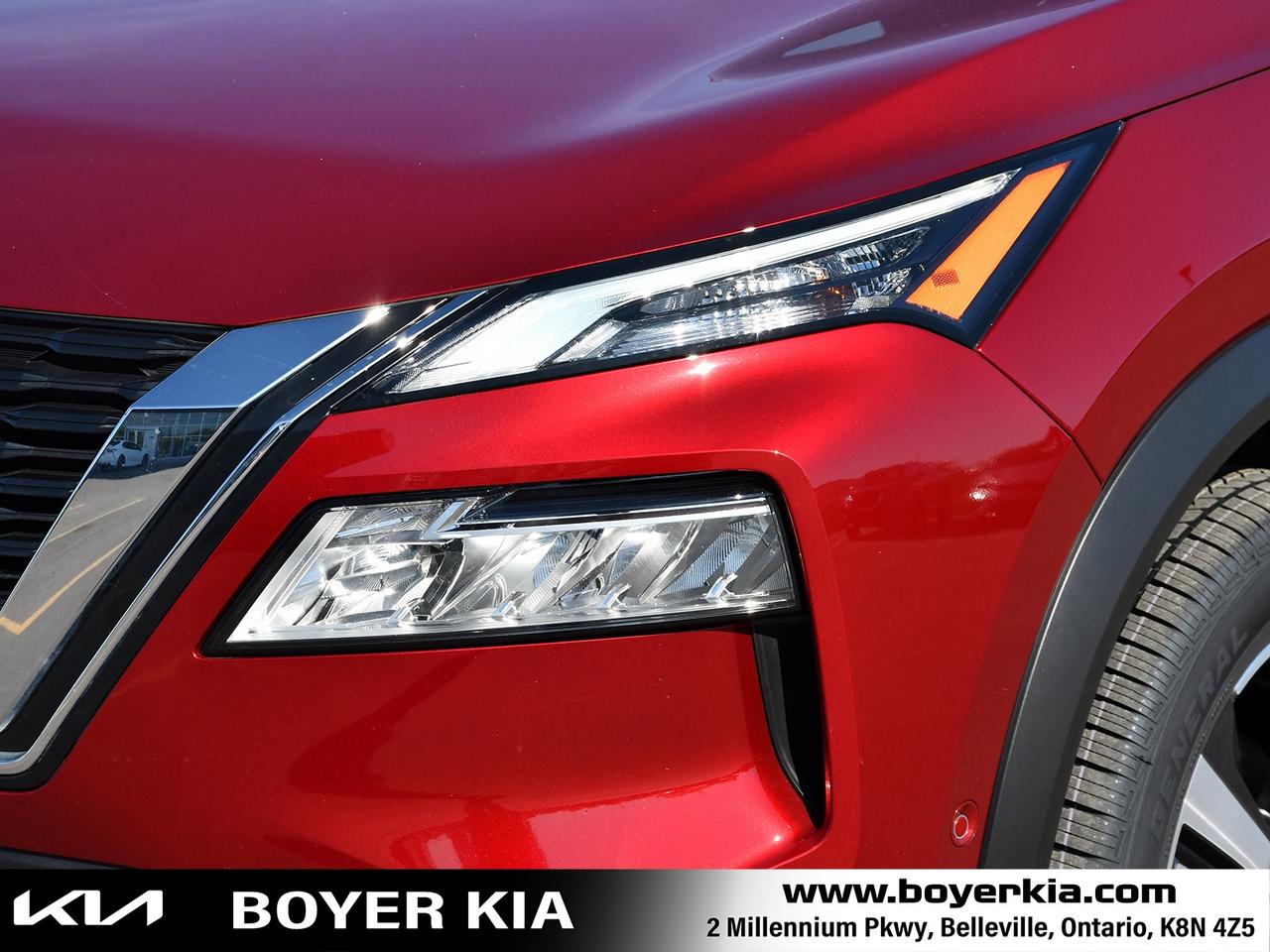 2023 Nissan Rogue SL NAVIGATION / LEATHER / SUNROOF Photo