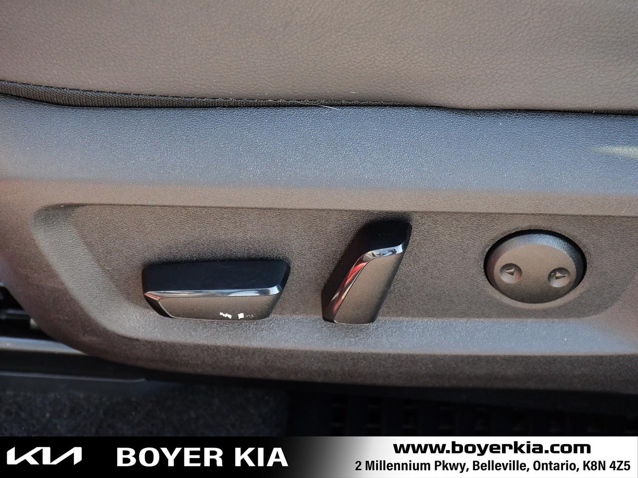 2023 Nissan Rogue SL NAVIGATION / LEATHER / SUNROOF Photo