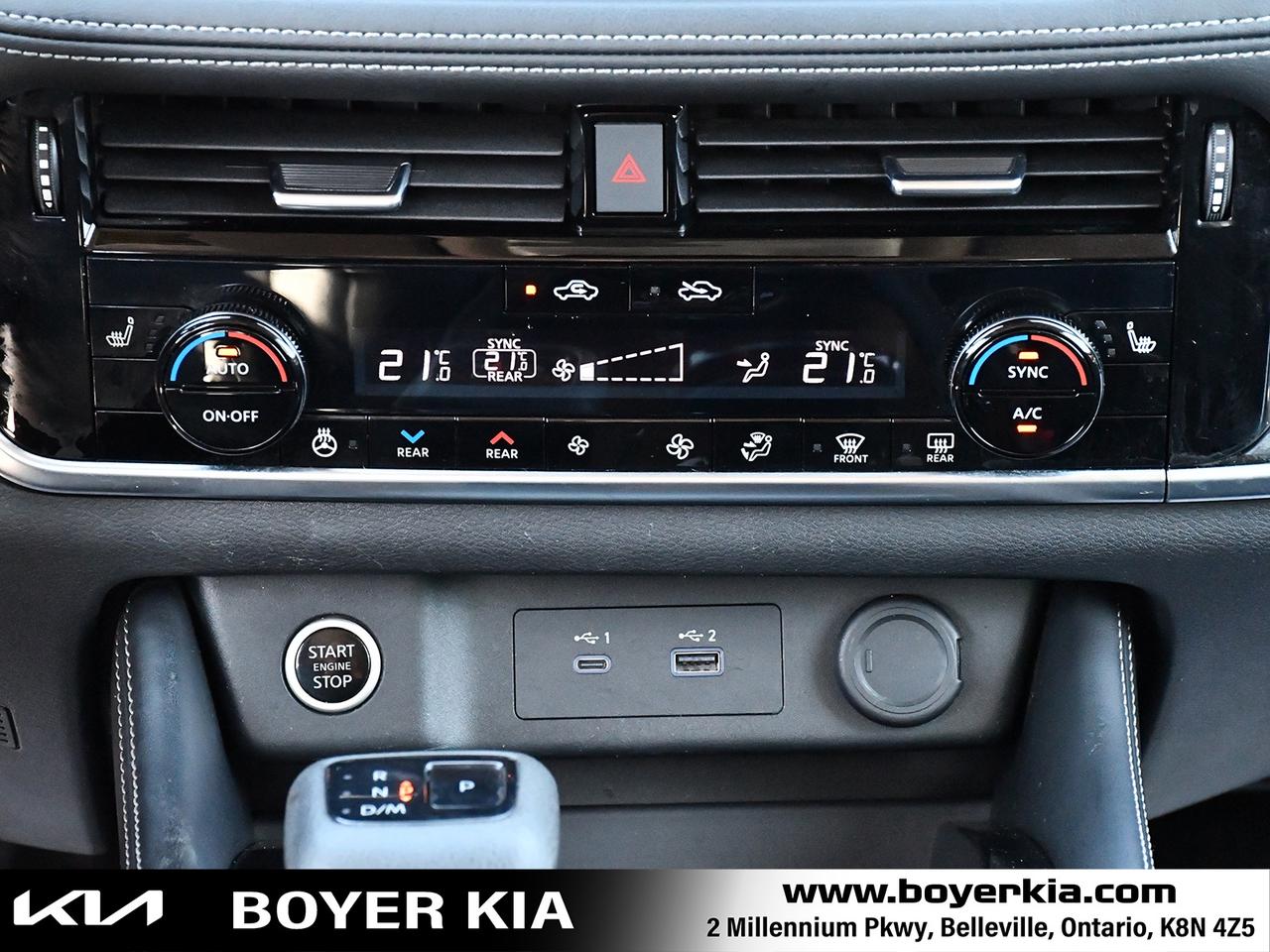 2023 Nissan Rogue SL NAVIGATION / LEATHER / SUNROOF Photo