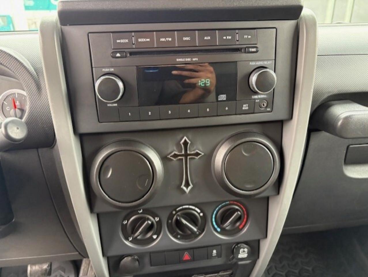 2010 Jeep Wrangler 4X4 ISLANDER ONLY 120,000KM-CERTIFIED-NO ACCIDENTS Photo