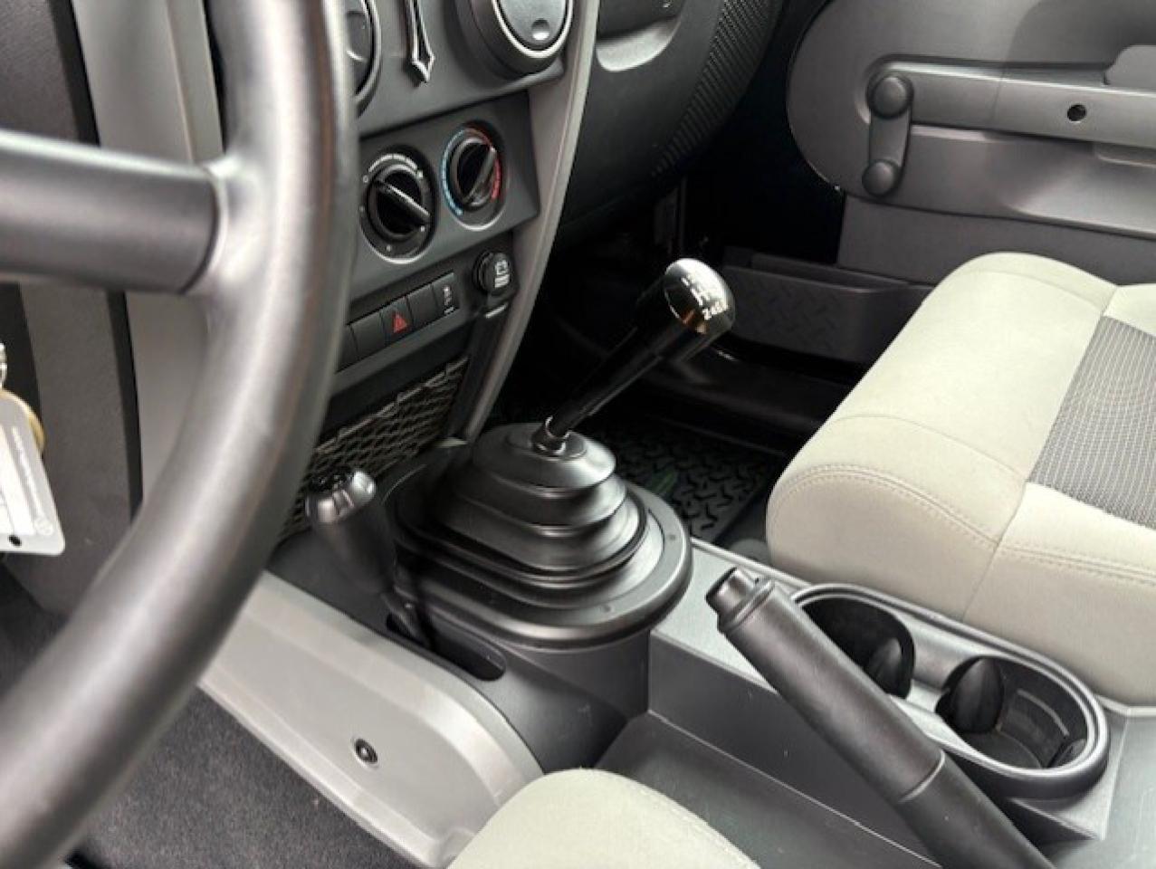 2010 Jeep Wrangler 4X4 ISLANDER ONLY 120,000KM-CERTIFIED-NO ACCIDENTS Photo