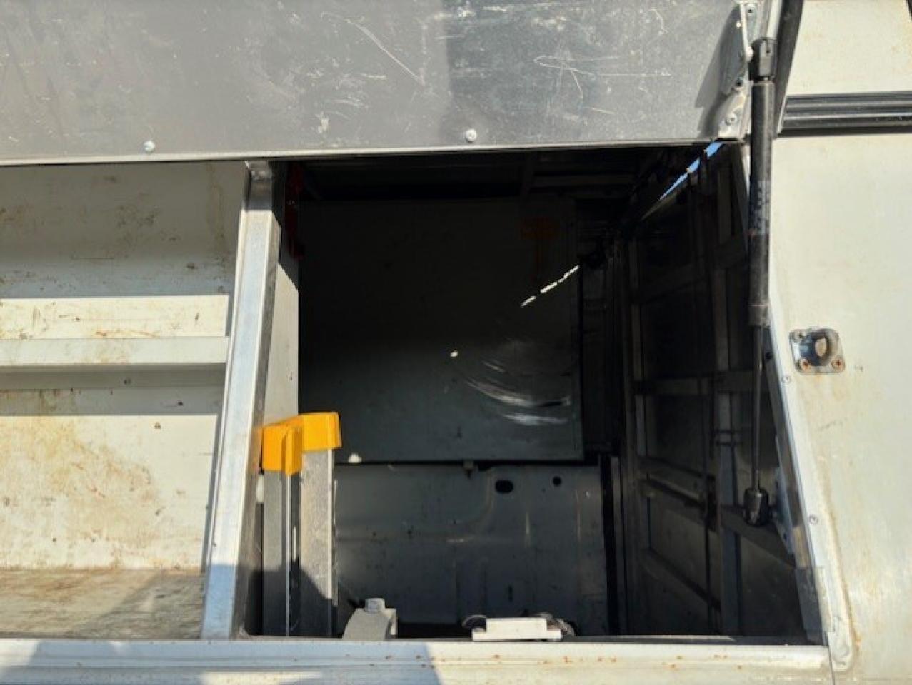 2018 Chevrolet Silverado 1500 V6 REGULAR CAB LONG BOX-CAP-LADDER RACKS-TOW PKG. Photo