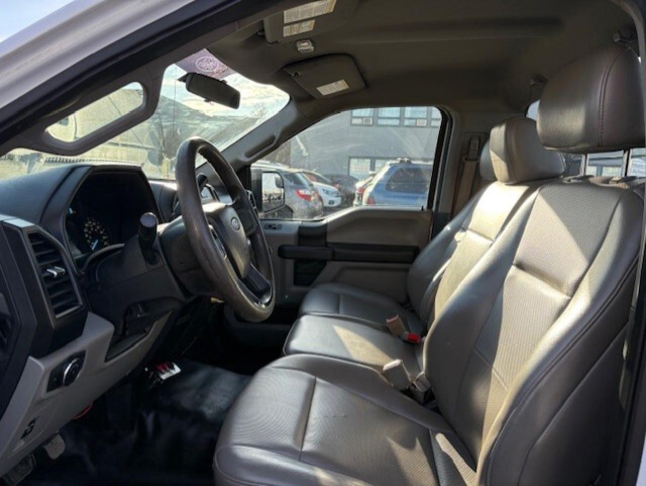 2018 Ford F-150 XL 4WD REGULAR CAB 8' LONG BOX-1 OWNER-CERTIFIED! Photo