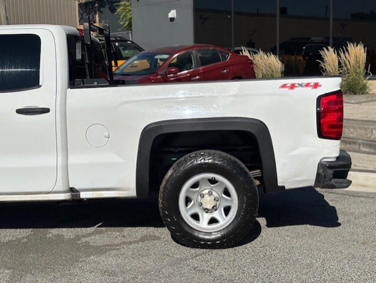 2017 Chevrolet Silverado 1500 4WD V8 5.3L-1 OWNER-ONLY 118KM-CREW CAB-CERTIFIED! Photo2