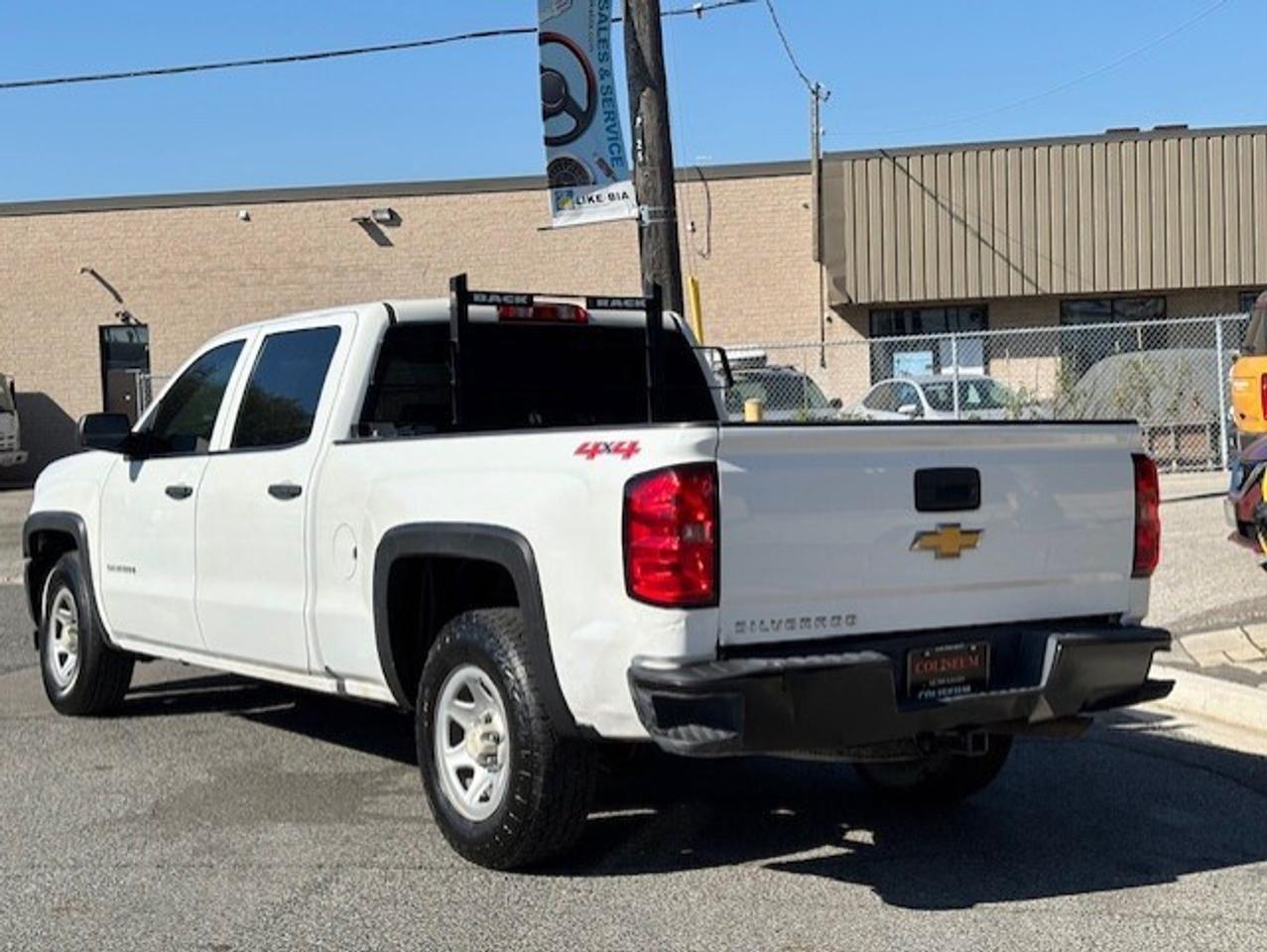 2017 Chevrolet Silverado 1500 4WD V8 5.3L-1 OWNER-ONLY 118KM-CREW CAB-CERTIFIED! Photo