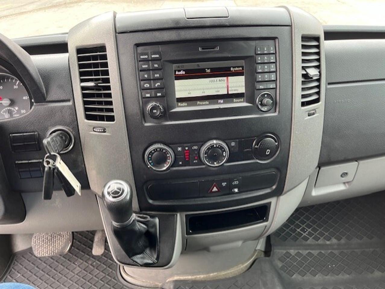 2014 Mercedes-Benz Sprinter 2500 144 LOW ROOF-RARE 3 PASSENGER-CAMERA-DIVIDER! Photo