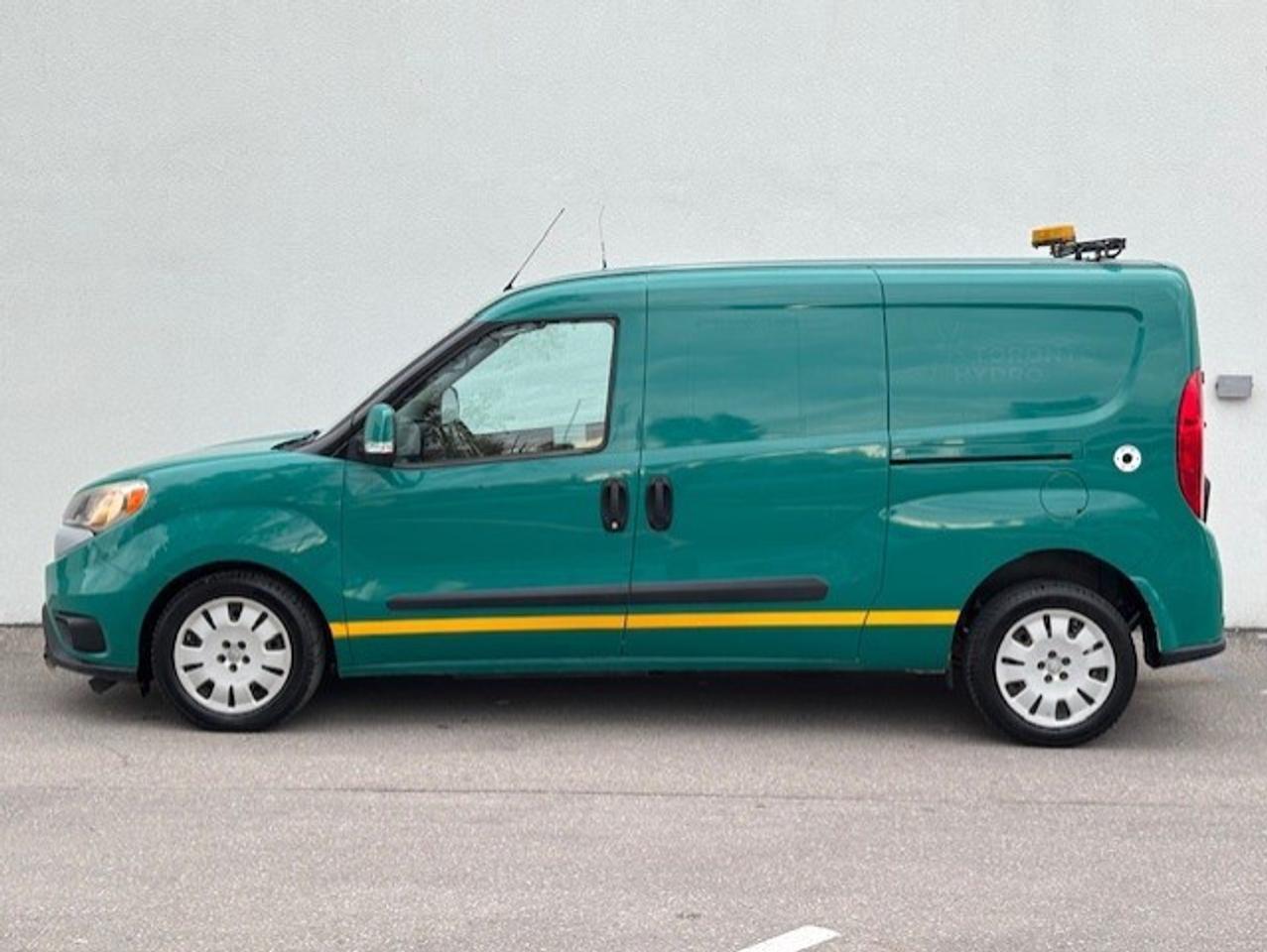 2016 RAM Promaster City Wagon SLT **ONLY 70,000KM-CAMERA-DIVIDER-2 TO CHOOSE!! Photo