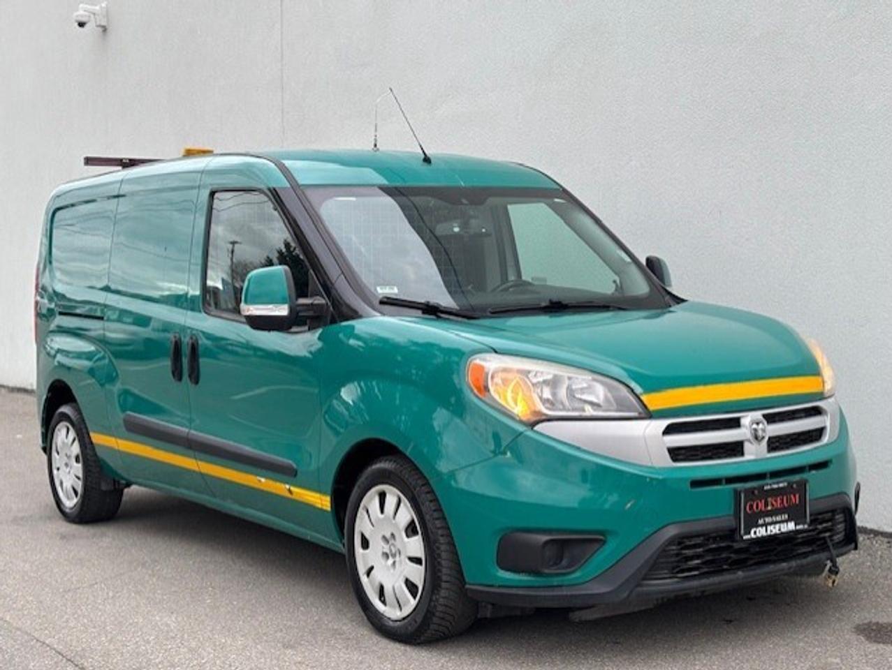 2016 RAM Promaster City Wagon SLT **ONLY 70,000KM-CAMERA-DIVIDER-2 TO CHOOSE!! Photo