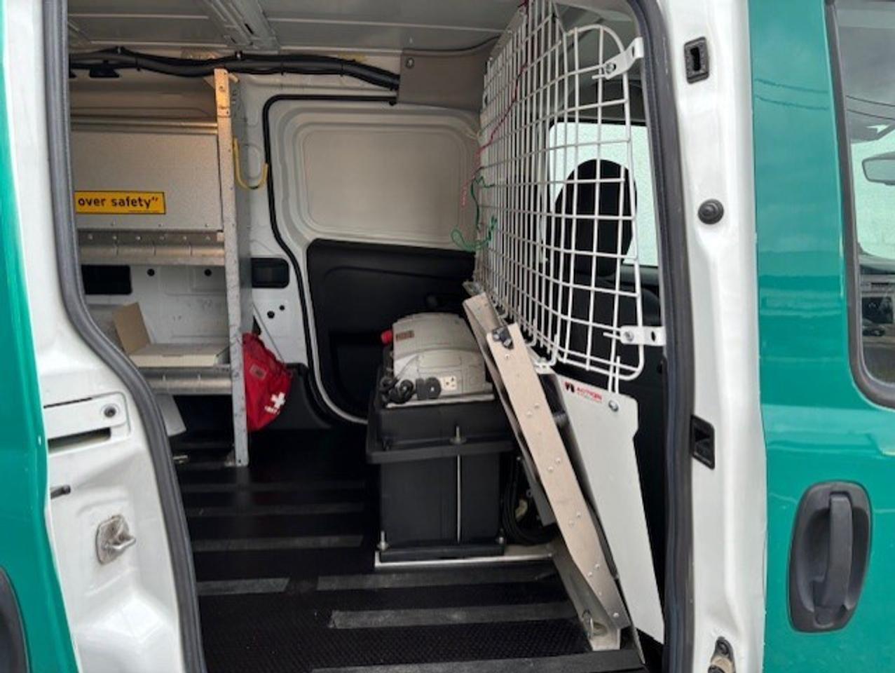 2016 RAM Promaster City Wagon SLT **ONLY 70,000KM-CAMERA-DIVIDER-2 TO CHOOSE!! Photo