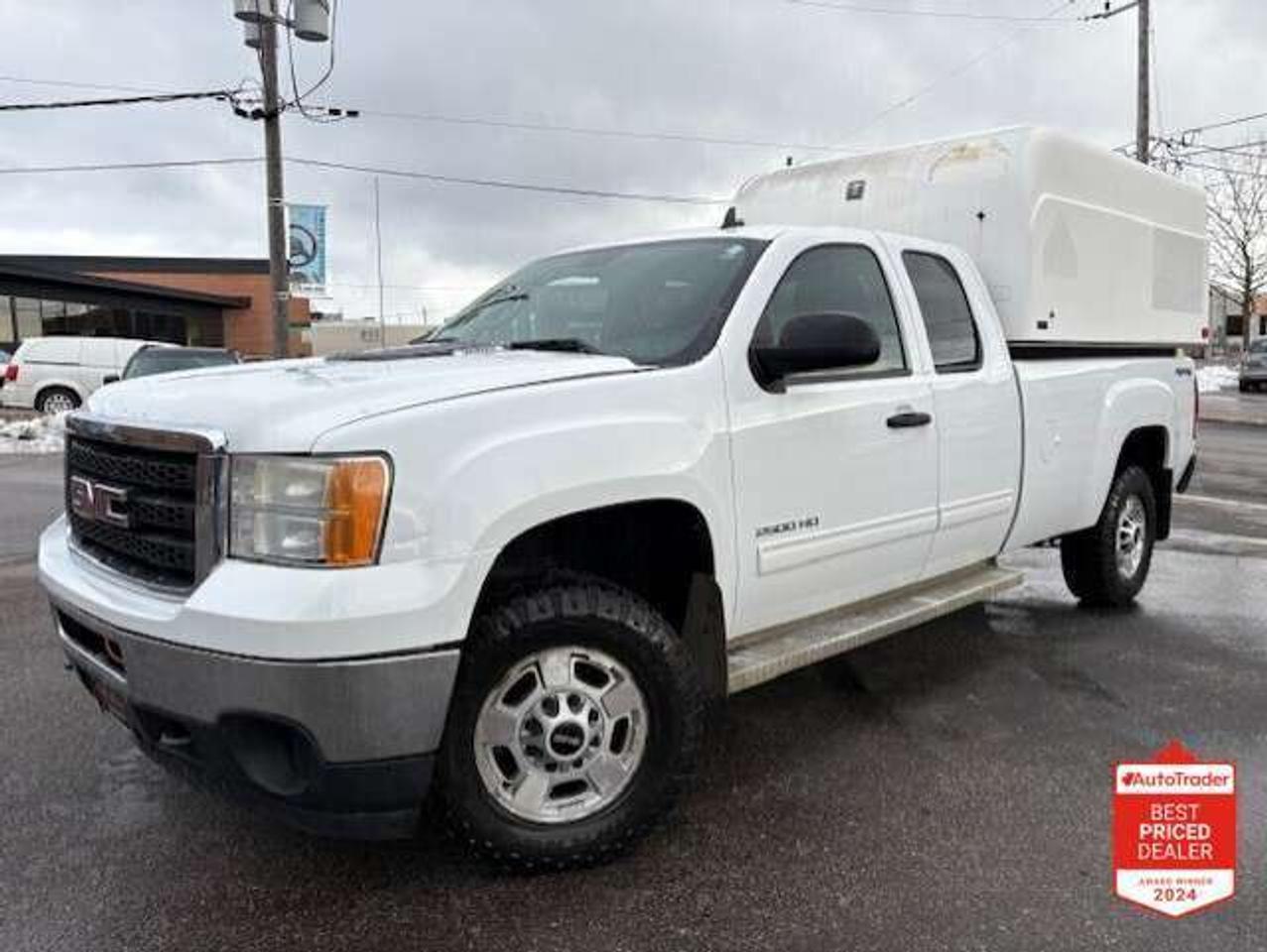 2011 GMC SIERRA 2500HD SLE 4WD EXTENDED CAB LONG BOX **TUFPORT SPACEKAP** Photo