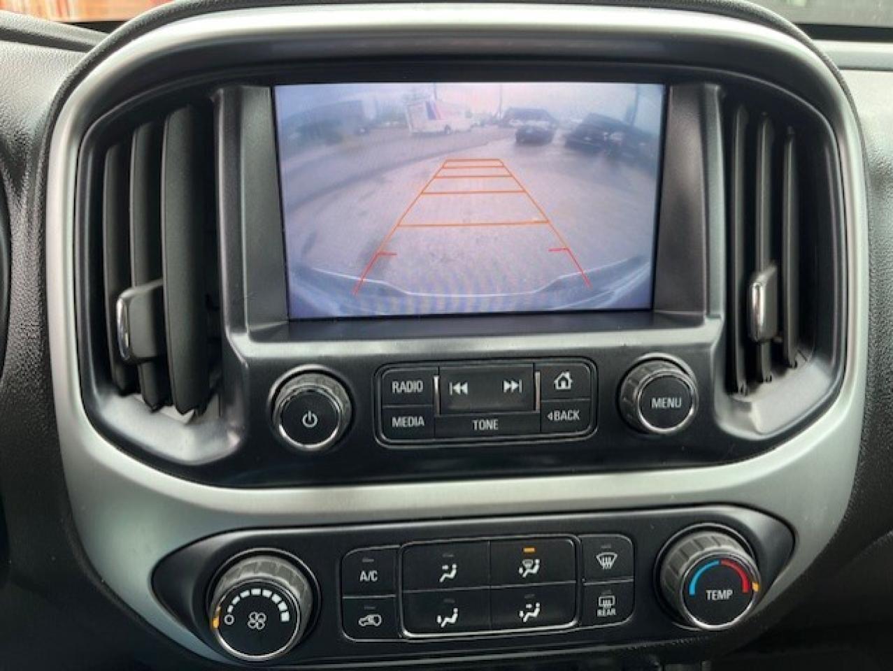 2016 Chevrolet Colorado LT 4WD **CREW CAB-CAMERA-REMOTE START-TOW PKG.** Photo