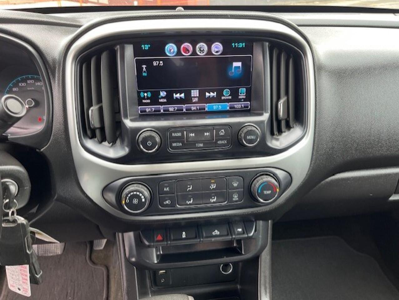 2016 Chevrolet Colorado LT 4WD **CREW CAB-CAMERA-REMOTE START-TOW PKG.** Photo