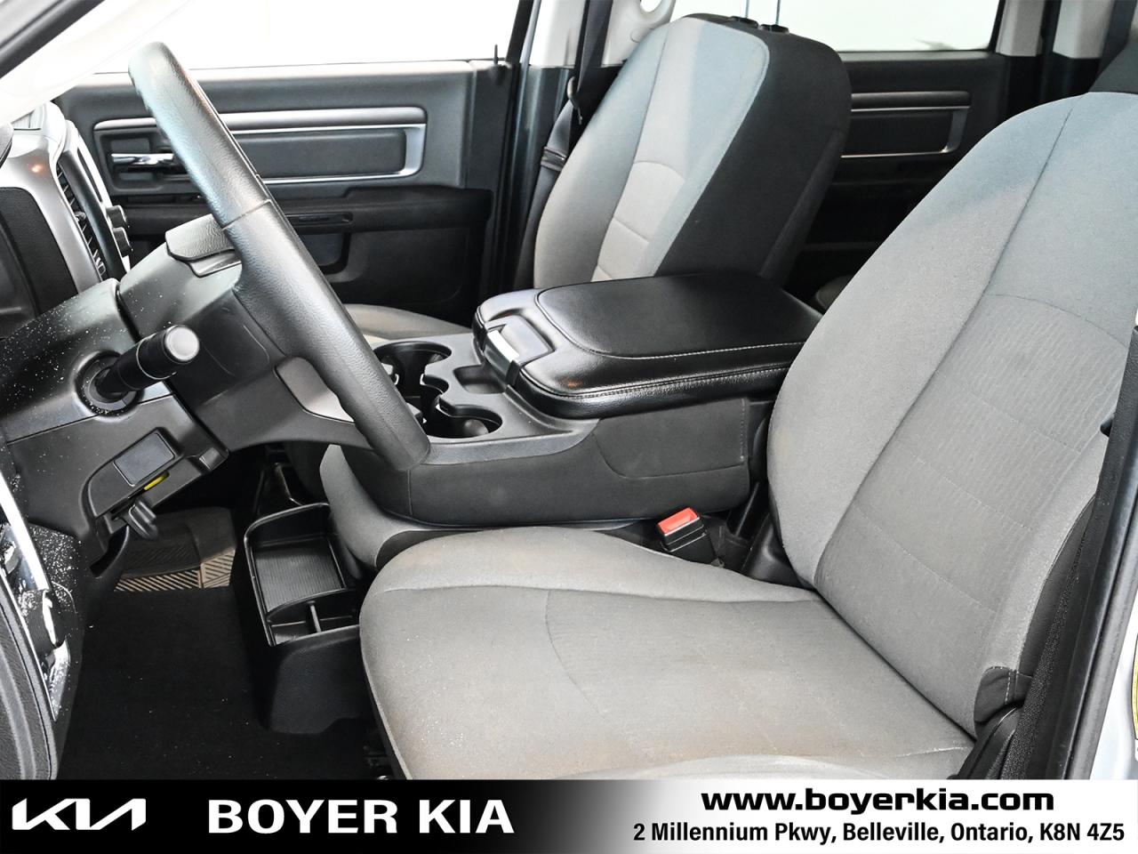 2023 RAM 1500 Classic SLT HEMI Photo