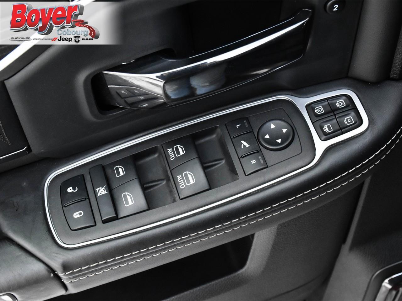 2024 RAM 2500 Limited POWER DEPLOYABLE RUNNING BOARDS RAMBOX TRA Photo