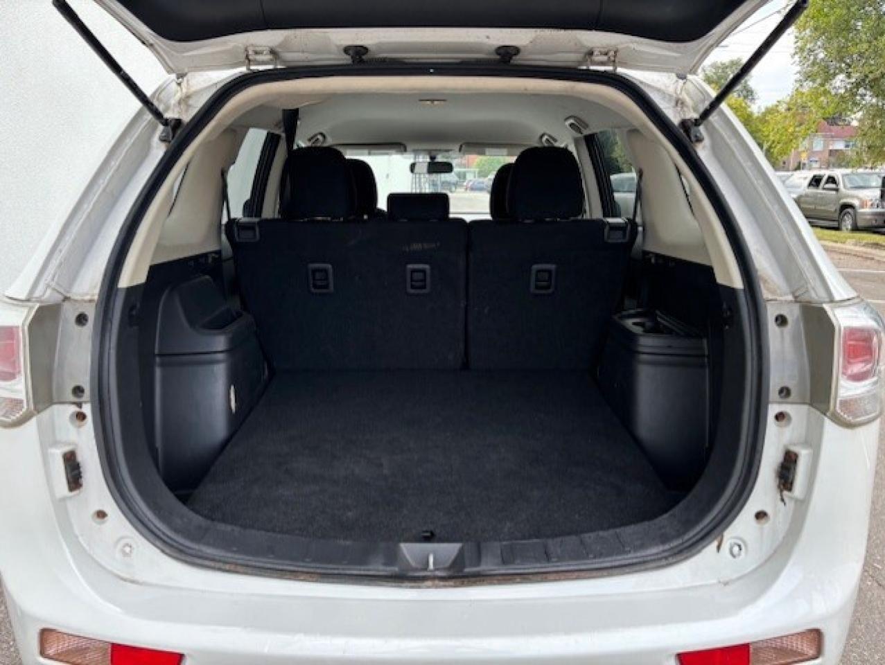 2014 Mitsubishi Outlander 4WD **ES** 4 CYLINDER-BLUETOOTH-ALLOYS-CERTIFIED! Photo