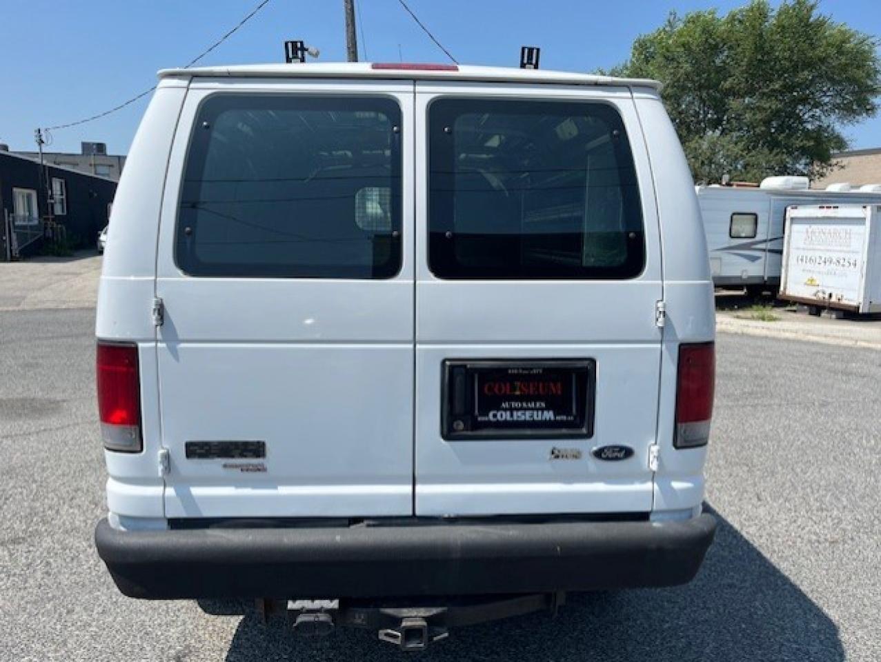 2013 Ford Econoline E-250 CARGO VAN-1 OWNER-CERTIFIED-SHELVES-TOW PKG Photo3