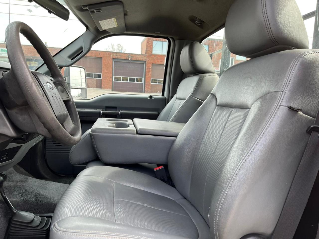 2011 Ford F-250 4WD **TOMMY POWER LIFT TAILGATE** LONGBOXXX!!! Photo