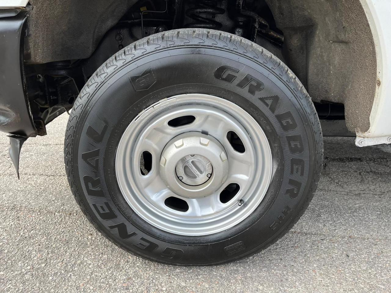 2011 Ford F-250 4WD **TOMMY POWER LIFT TAILGATE** LONGBOXXX!!! Photo