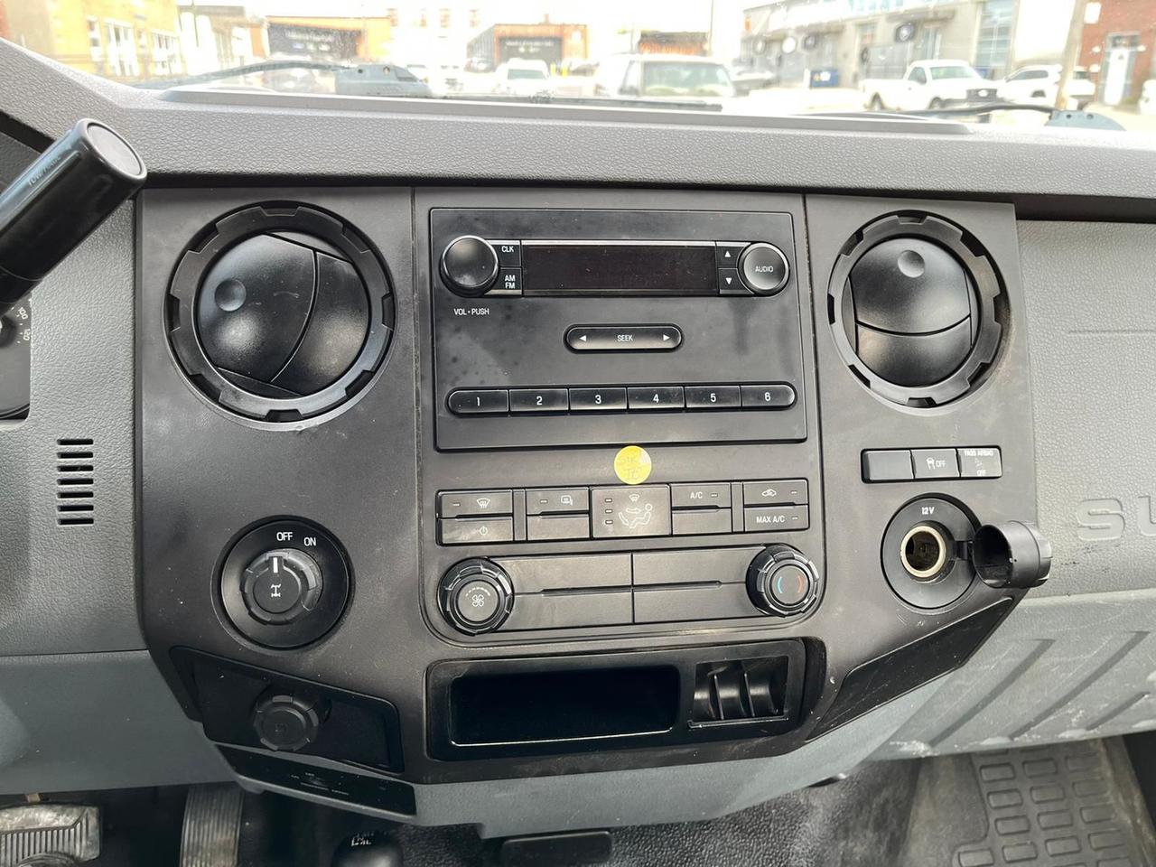 2011 Ford F-250 4WD **TOMMY POWER LIFT TAILGATE** LONGBOXXX!!! Photo