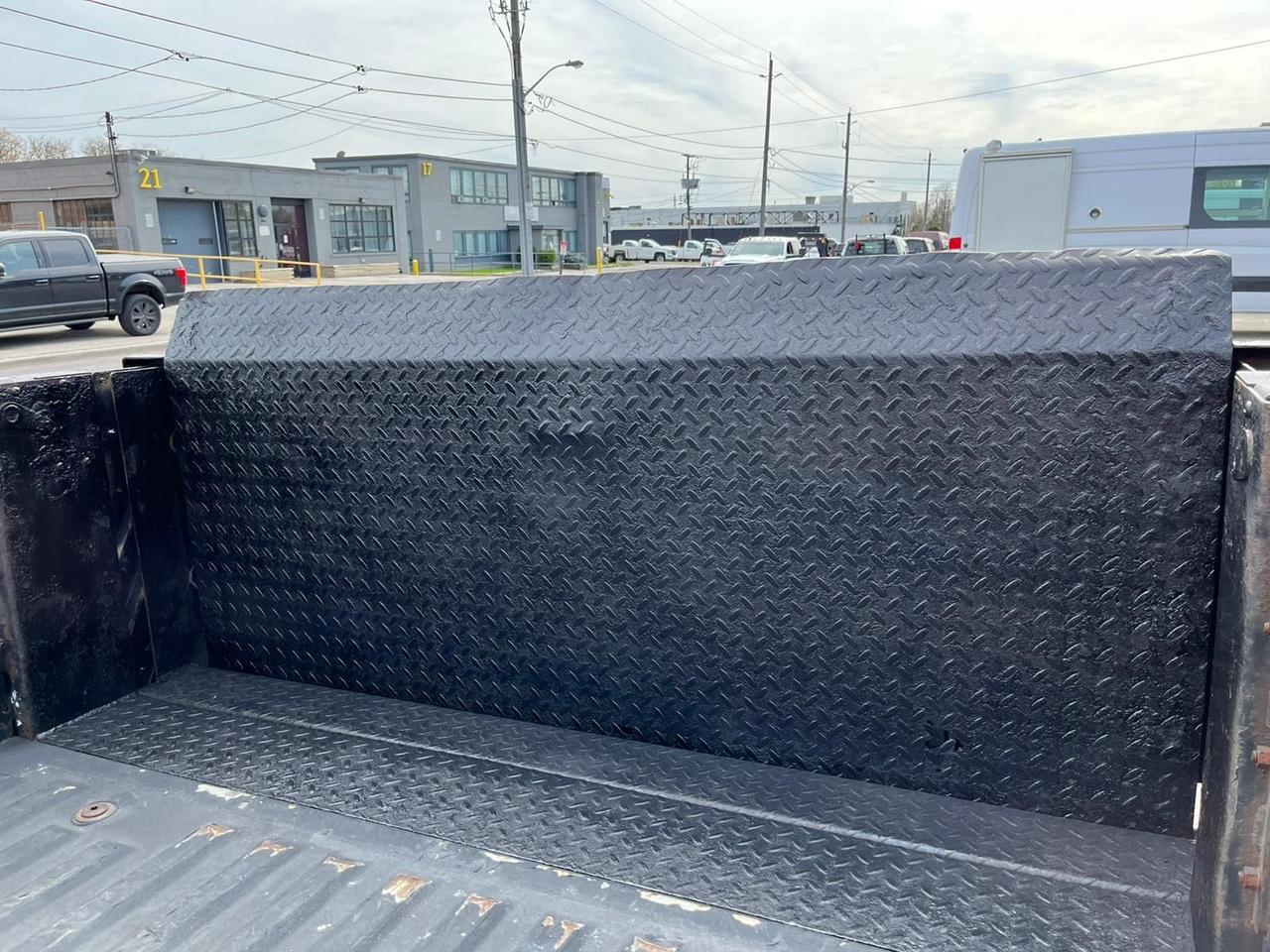 2011 Ford F-250 4WD **TOMMY POWER LIFT TAILGATE** LONGBOXXX!!! Photo