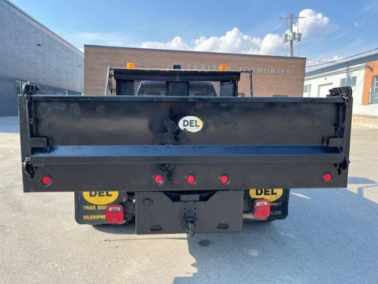 2012 RAM 3500 4WD-V8 HEMI-11 FOOT DEL DUMP BOX-1 OWNER-CERTIFIED Photo