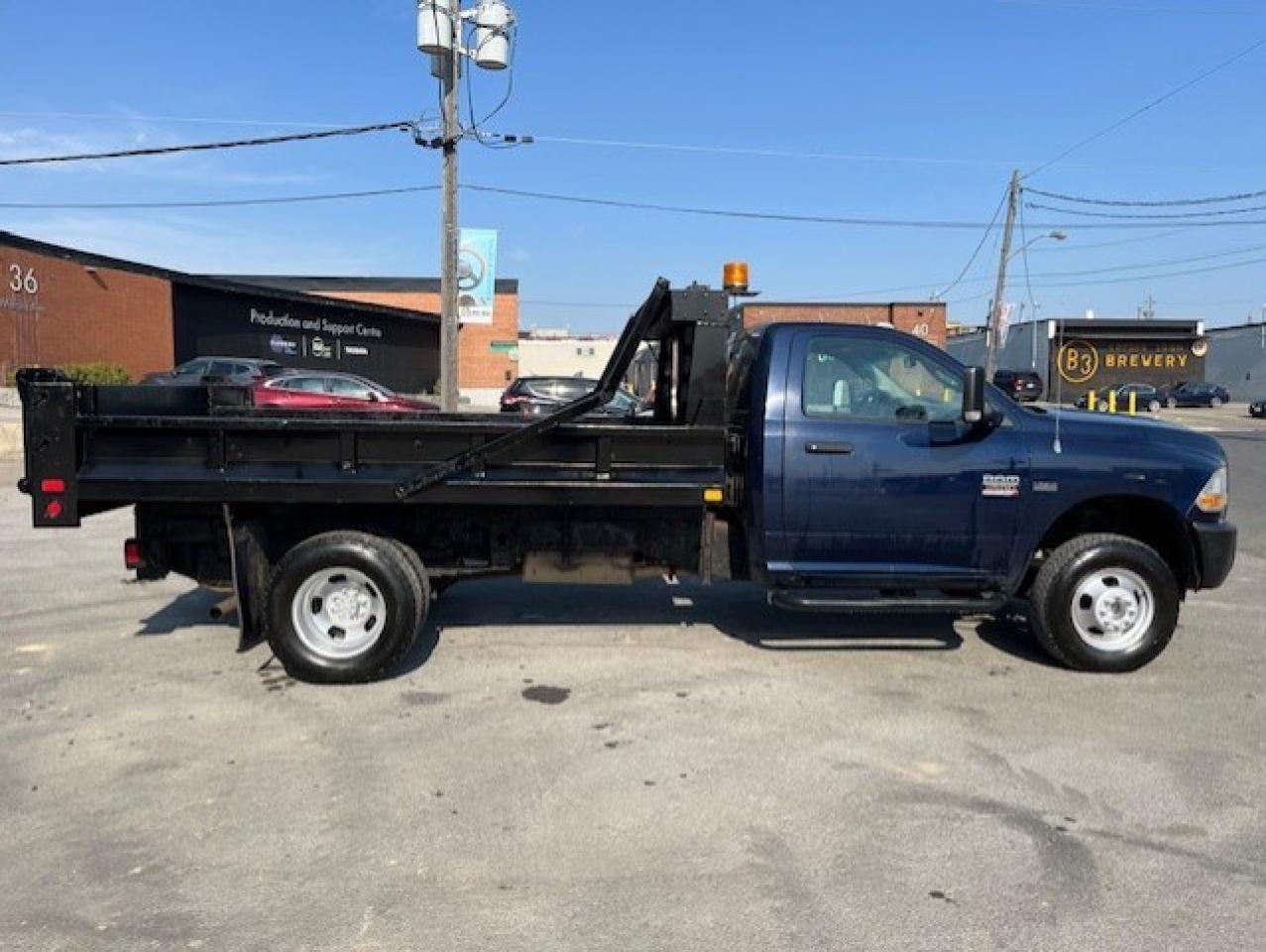 2012 RAM 3500 4WD-V8 HEMI-11 FOOT DEL DUMP BOX-1 OWNER-CERTIFIED Photo