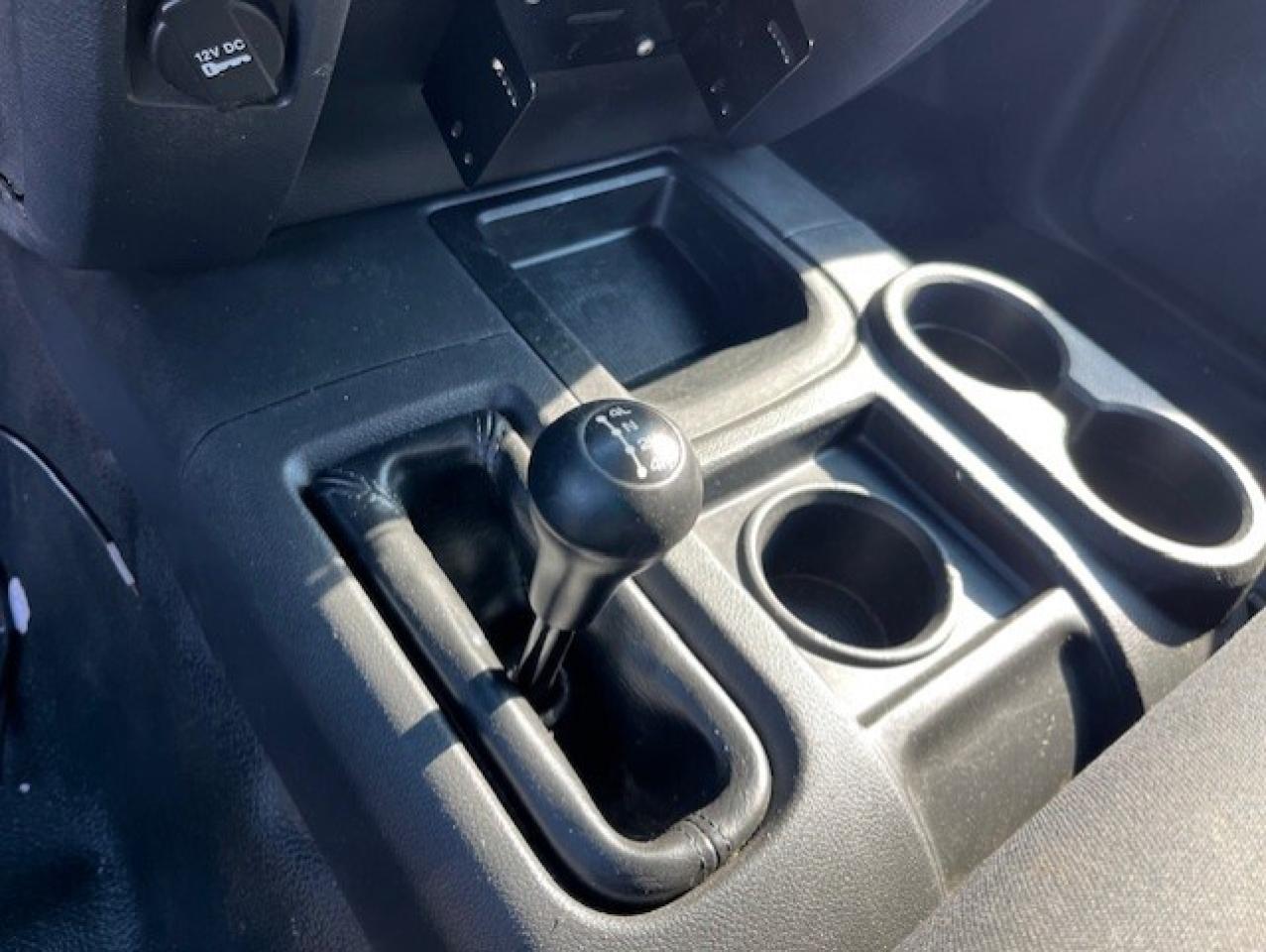 2012 RAM 3500 4WD-V8 HEMI-11 FOOT DEL DUMP BOX-1 OWNER-CERTIFIED Photo