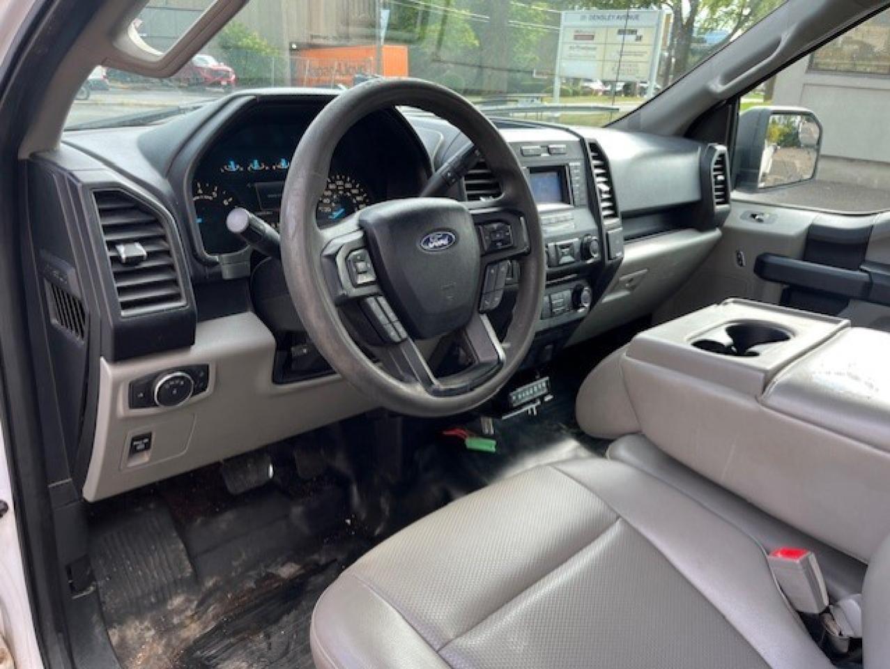 2018 Ford F-150 XL Reg Cab 8' LONG BOX-TOW PKG-BACK RACK-CERTIFIED Photo