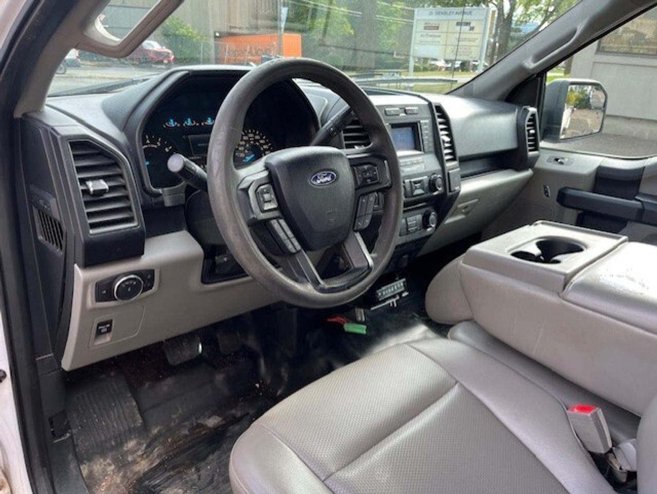 2018 Ford F-150 XL Reg Cab 8' LONG BOX-TOW PKG-BACK RACK-CERTIFIED Photo