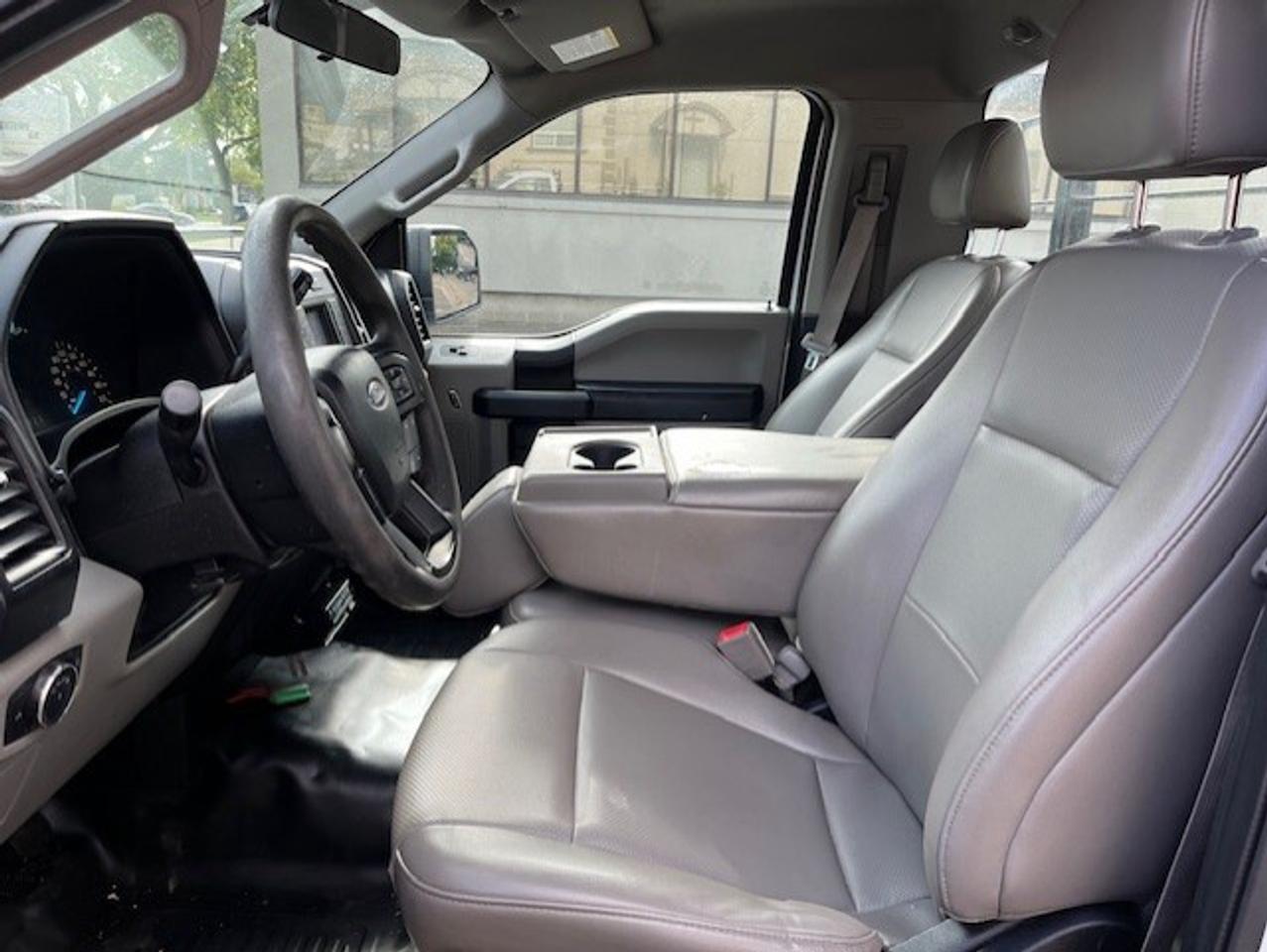 2018 Ford F-150 XL Reg Cab 8' LONG BOX-TOW PKG-BACK RACK-CERTIFIED Photo