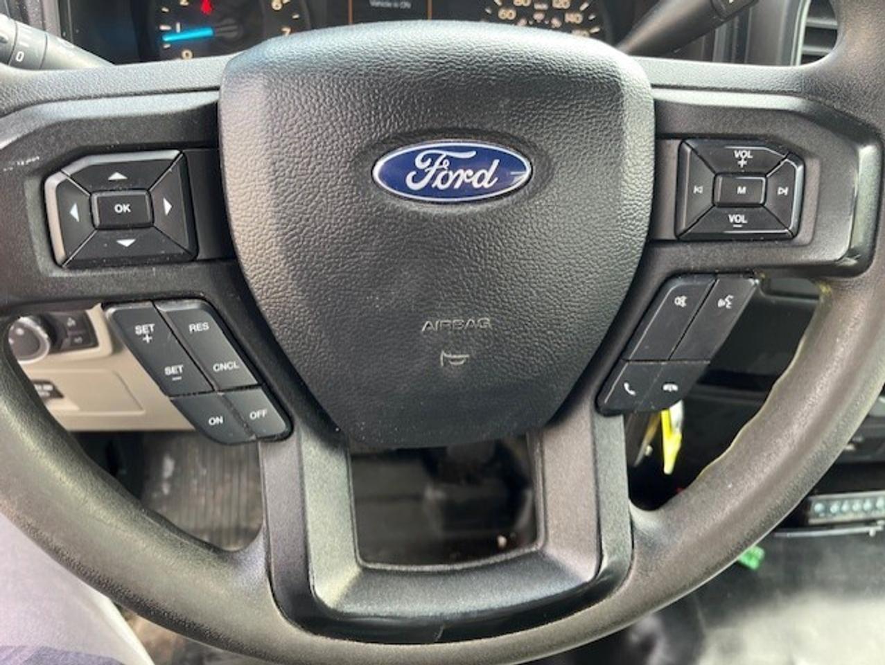 2018 Ford F-150 XL Reg Cab 8' LONG BOX-TOW PKG-BACK RACK-CERTIFIED Photo