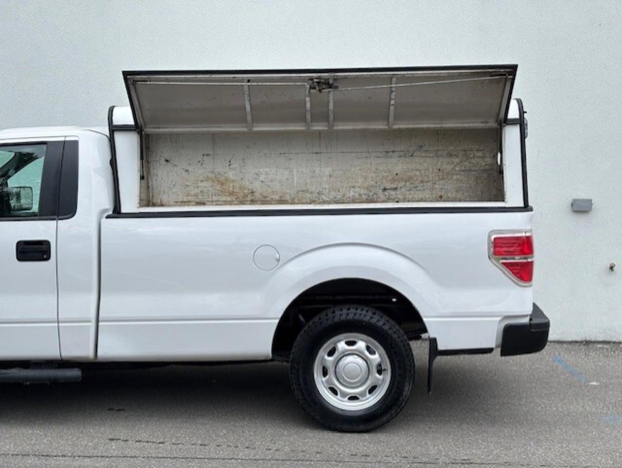 2014 Ford F-150 XL 2 DOOR 8 FOOT LONG BOX-CAP-1 OWNER-CERTIFIED!! Photo2